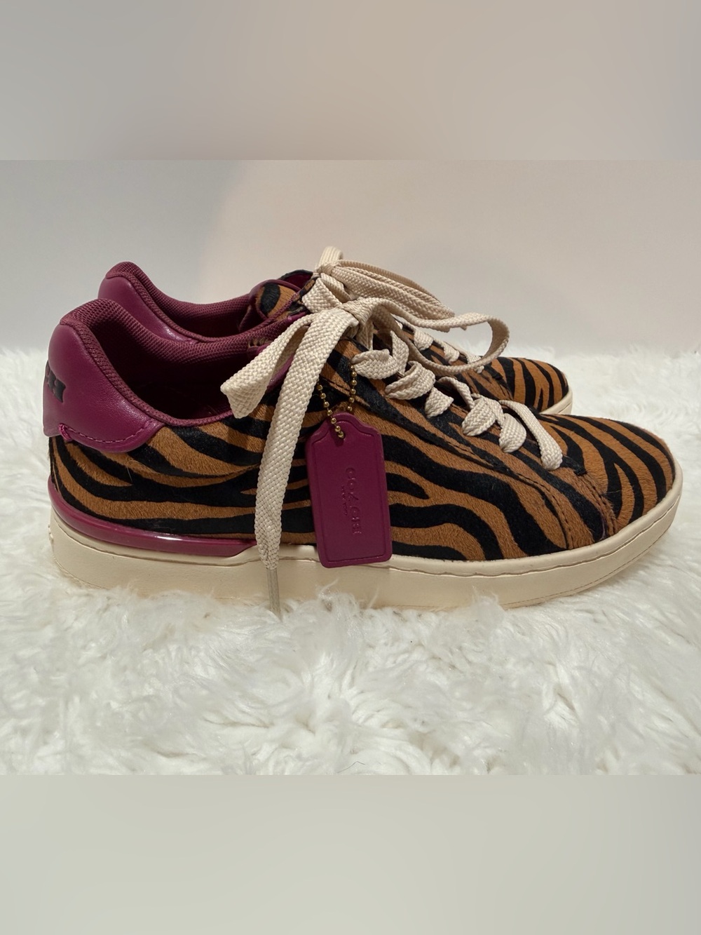 Coach Women's Tiger-Print Low-Top Sneakers in Tan, Black & Burgundy Sz 35/5